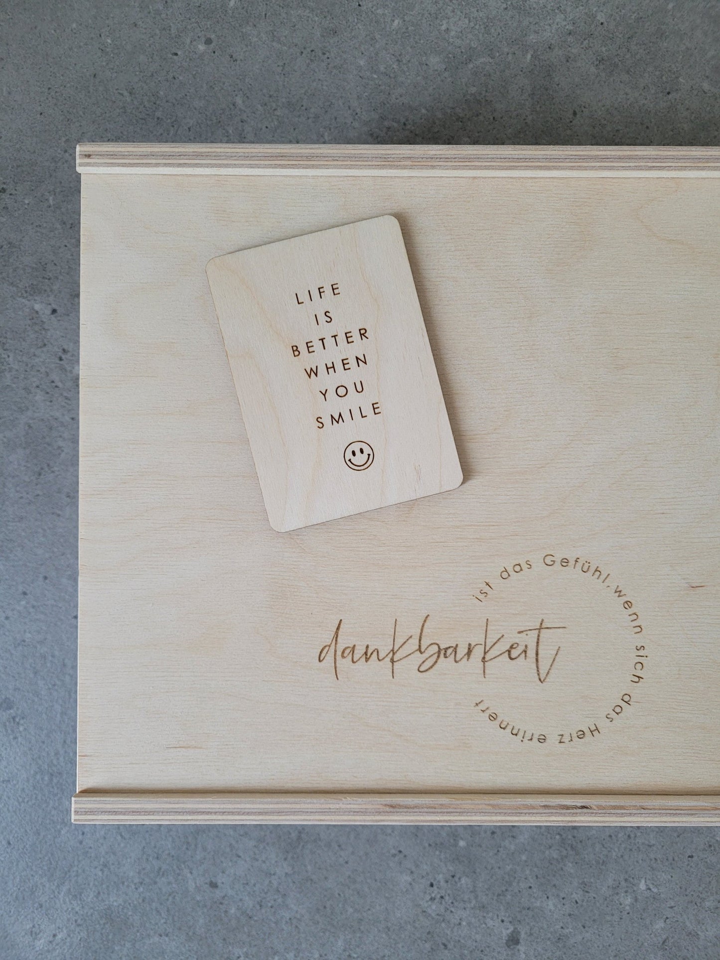 Erinnerungskiste Memorybox aus Holz für Kinder als Geschenk zur Taufe oder Geburt von Wachshinaus