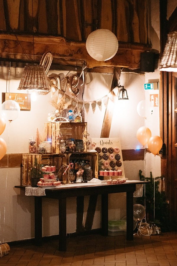 Donut Wand passend zur Candybar beim Kuchenbuffet der Hochzeit- Wachshinaus Hochzeitsverleih Donut Wand "XXL" - Wachshinaus Candy Bar Hochzeitsverleih, Doutwand, Münster, Hamm, Dortmund, Beckum, Warendorf heiraten in NRW Babyshower