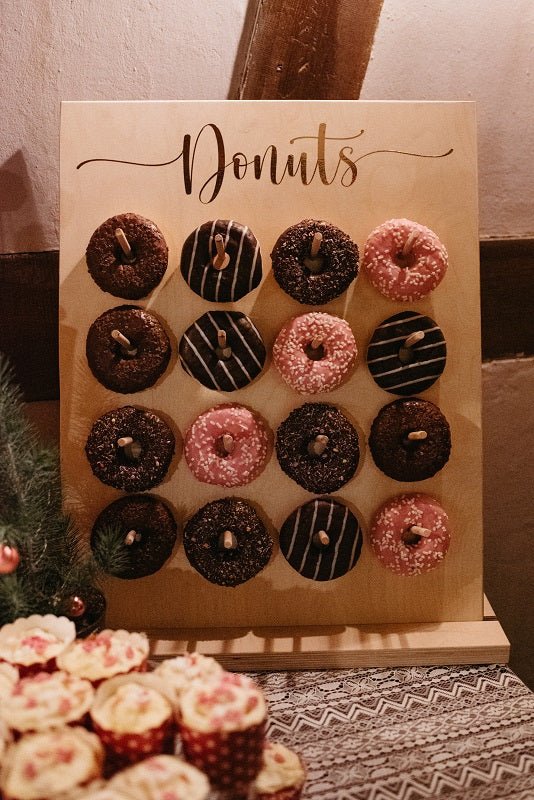 Donut Wand passend zur Candybar beim Kuchenbuffet der Hochzeit- Wachshinaus Hochzeitsverleih Donut Wand "XXL" - Wachshinaus Candy Bar Hochzeitsverleih, Doutwand, Münster, Hamm, Dortmund, Beckum, Warendorf heiraten in NRW Babyshower