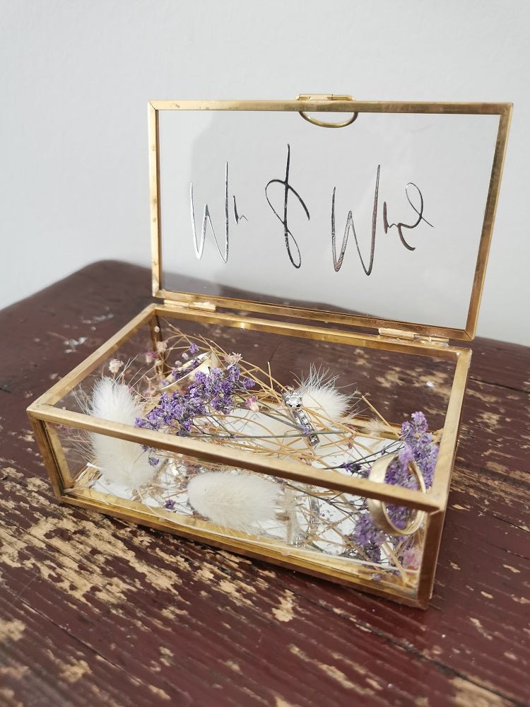 goldene Ringbox - Wachshinaus