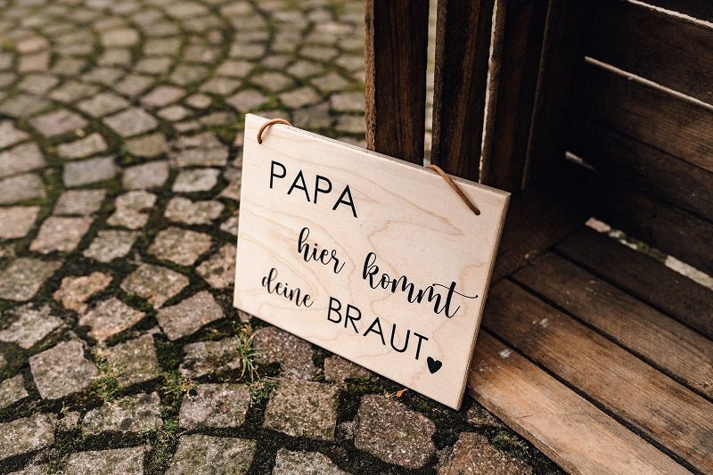 Hochzeitsschilder "Hier kommt die Braut" für Kinder - Wachshinaus