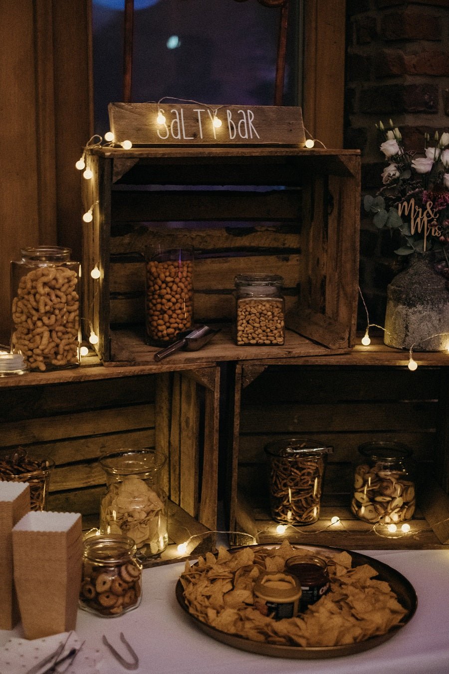 Salty Bar Candybar zur Hochzeit- Brezelständer weinkisten Hochzeitsverleih Münster Hamm Beckum Warendorf Dülmen Greven digitale templates Canva Hochzeit Wachshinaus