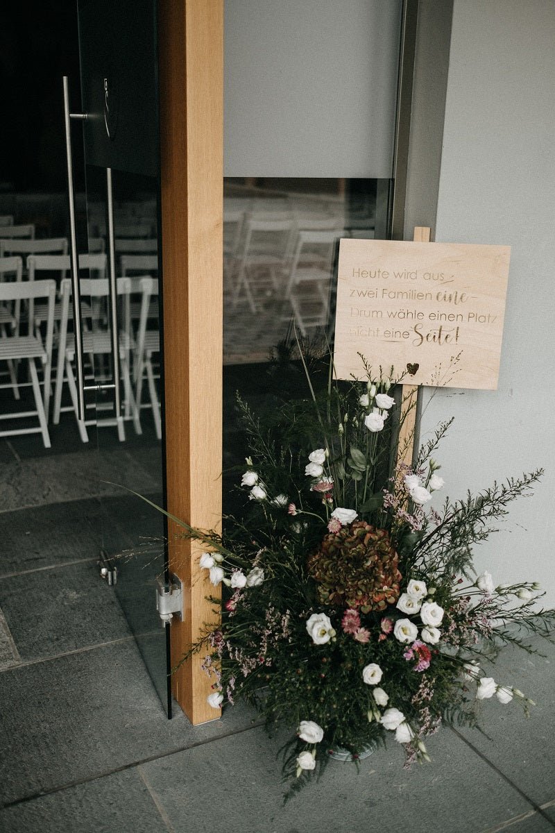 Schild "Heute wird aus..." - Wachshinaus
