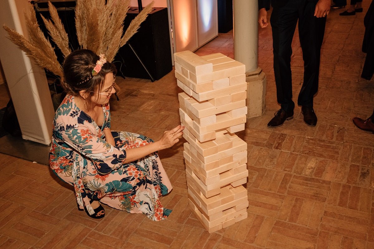 XXL Yenga, Cornhole oder 4 Gewinnt Hochzeitsspiele leihen- Wachshinaus Hochzeitsverleih