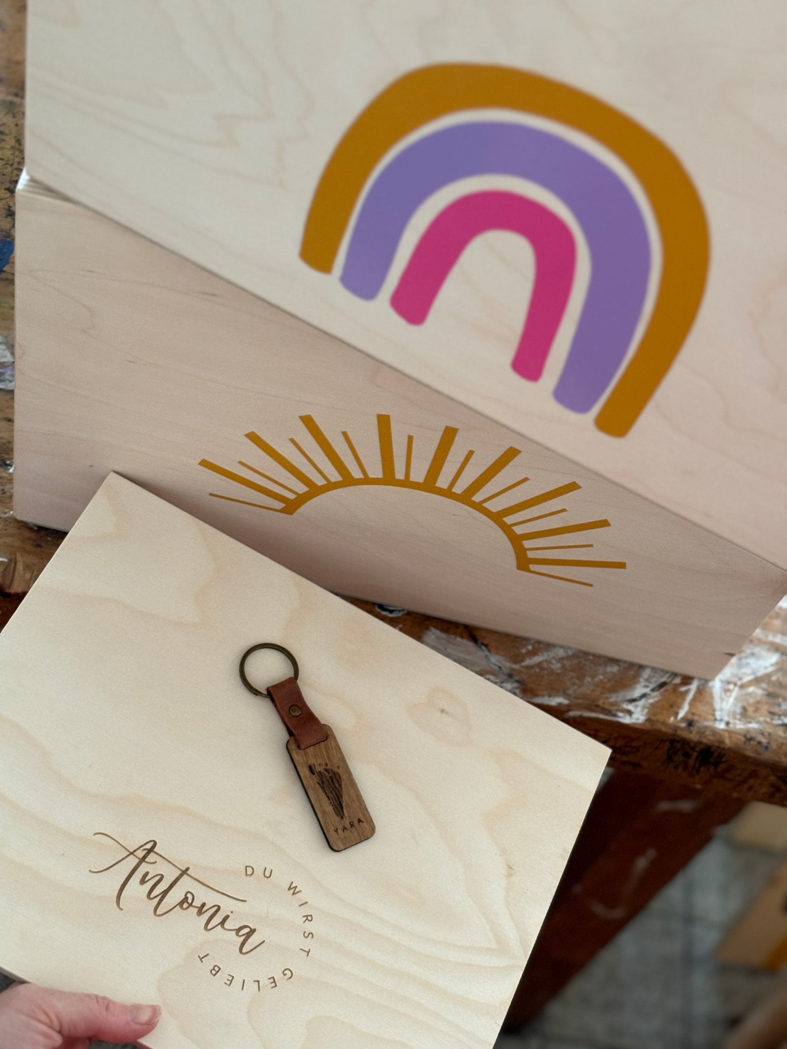 Erinnerungskiste Memorybox aus Holz für Kinder als Geschenk zur Taufe oder Geburt von Wachshinaus