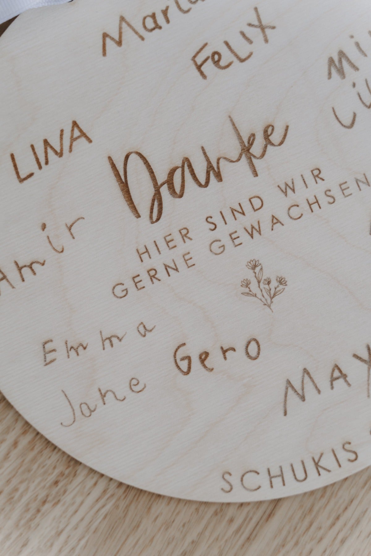 Erziehergeschenk aus Holz, Abschiedsgeschenk,Lehrergeschenk,Kitaabschied,Schulabschluss, Tagesmuttergeschenk, Hebammengeschenk von Wachshinaus mit Kinderzeichnungen