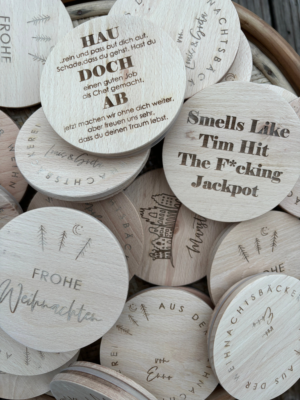 Vorratsglas mit Namen Unterschriften personalisiert als Geschenk für Lehrer, Erzieher oder Tagesmutter, Vorratsgeschenk mit Gravur aus Holz Abschiedsgeschenk Chef