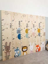 Lade das Bild in den Galerie-Viewer, Boho Hase Messlatte aus Holz für Kinder - Wachshinaus
