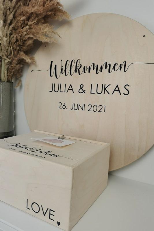Wedding Memorybox aus Holz als Geschenk zur Hochzeit - Wachshinaus Hochzeitsshop für nachhaltige Geschenke